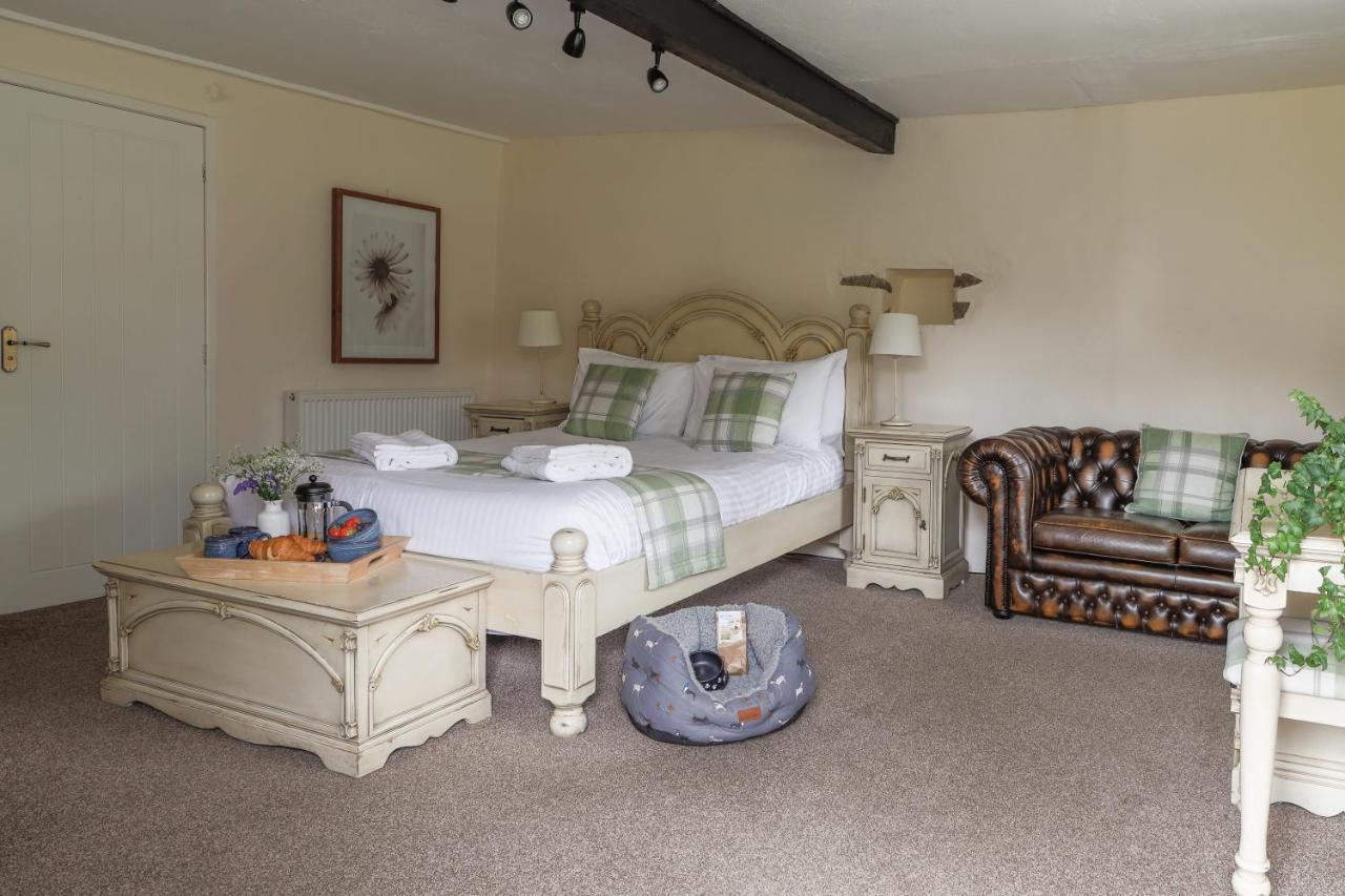 Bridestowe Bearslake Inn מראה חיצוני תמונה